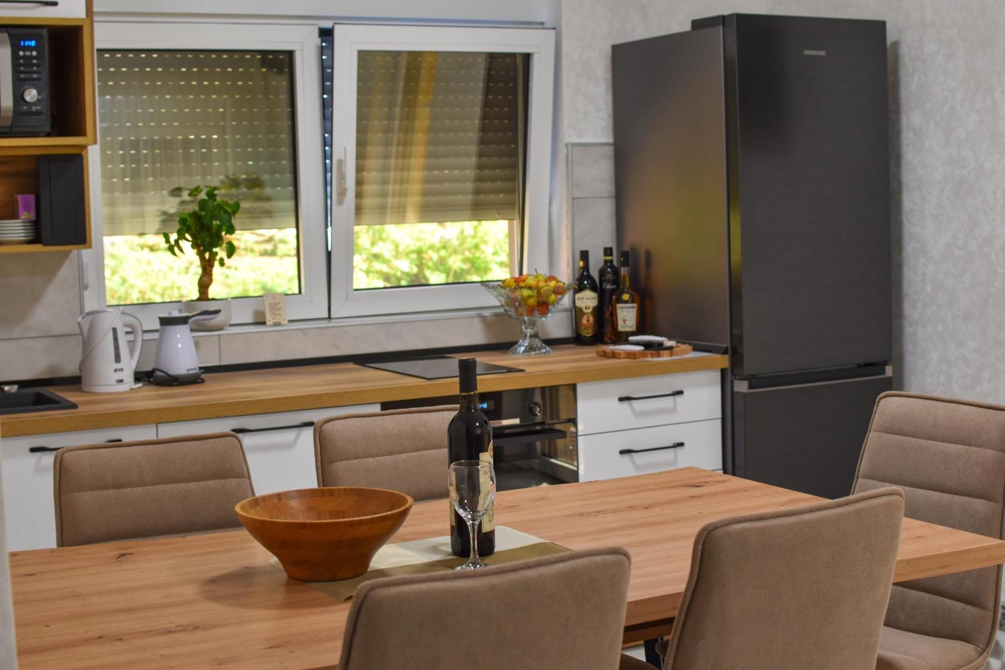 Stiv Apartmani Lukovo Bagian luar foto